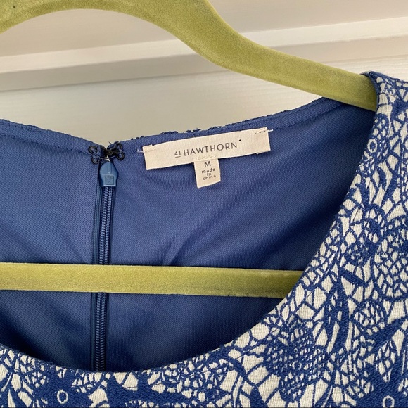 Beautiful blue & cream patterned dress - Picture 3 of 3